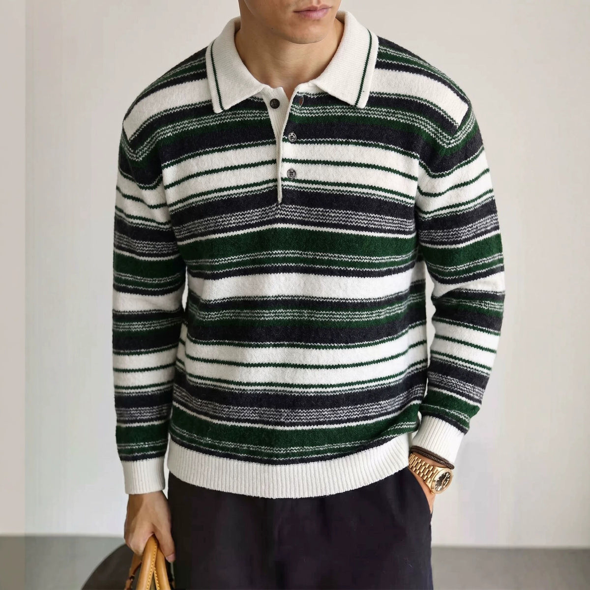 Polo sweater with contrasting stripes