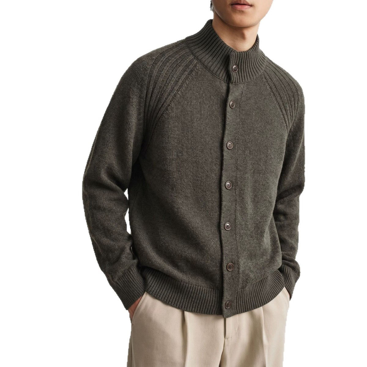 Stand up collar single breasted long sleeved sweater