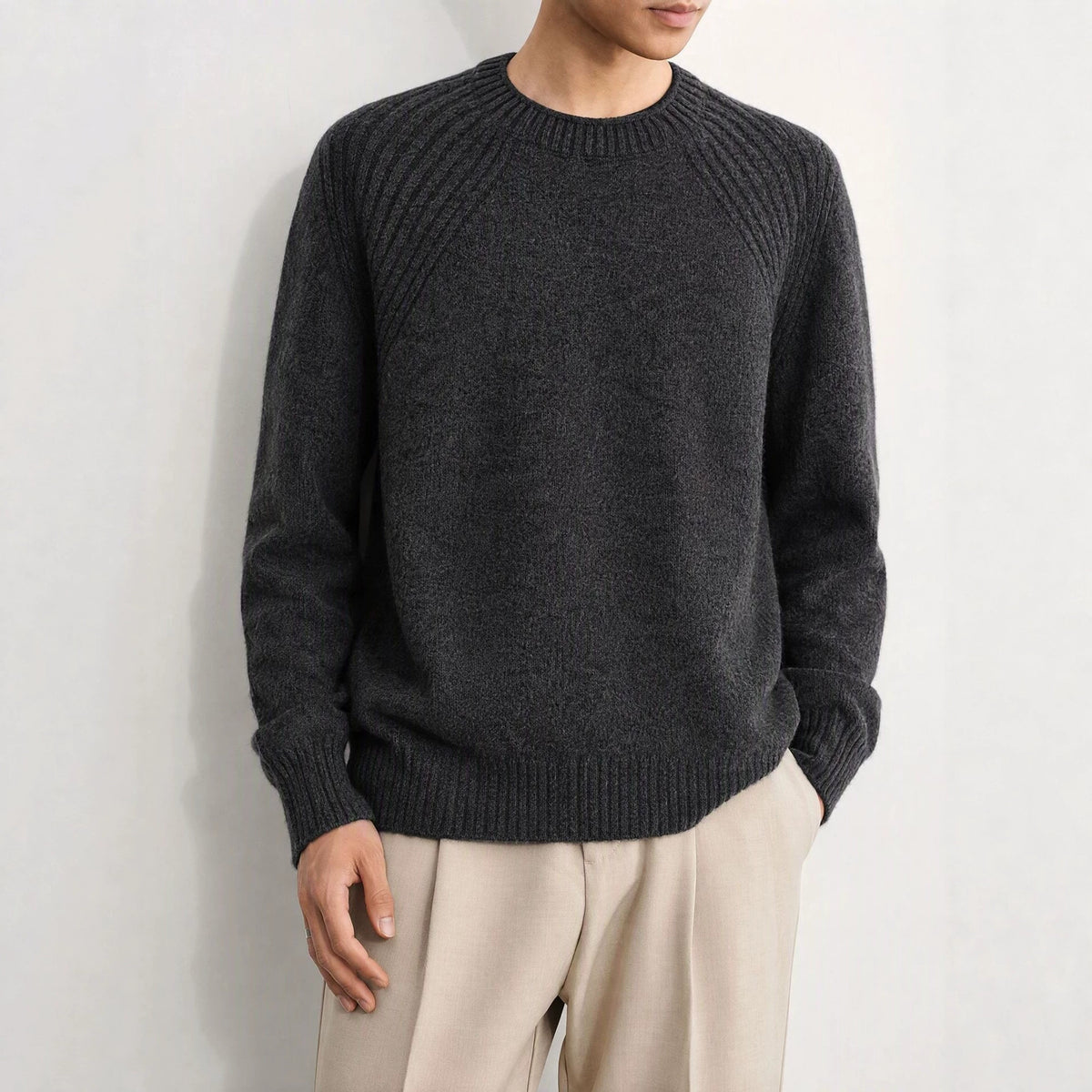 Loose round neck pullover long sleeved sweater