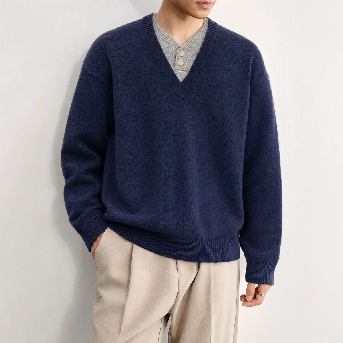 V-neck long sleeved sweater