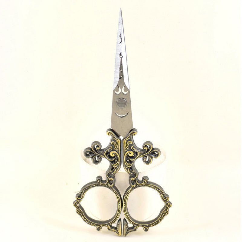 European Victorian Carved Scissors – Retro Embroidery Thread Snips, Cross Stitch Scissors, Tea Ceremony Tailoring Shears