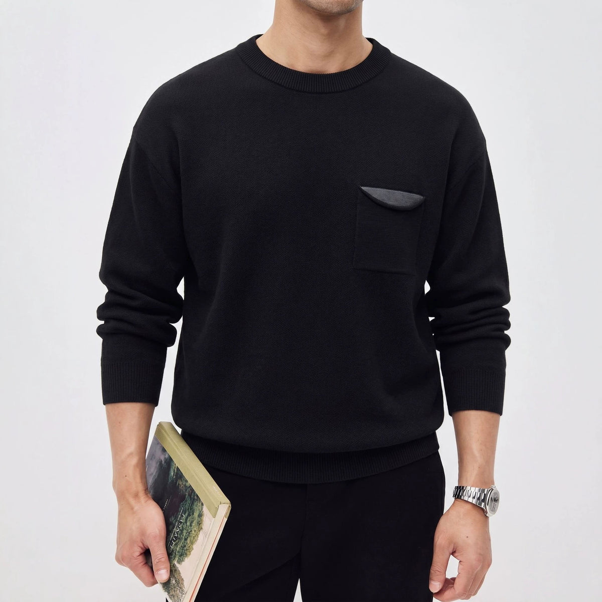 Round neck long sleeved sweater