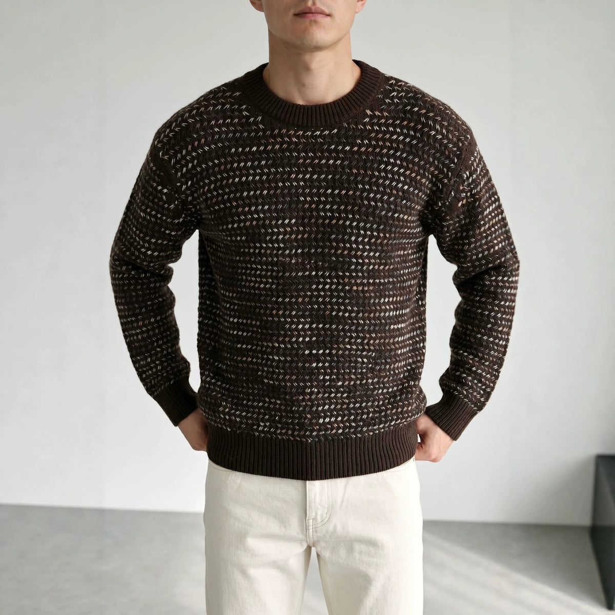 Round neck loose long sleeved sweater