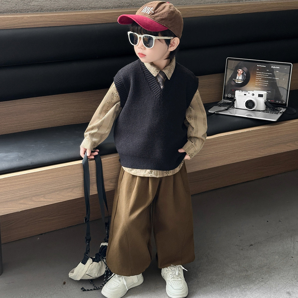 Stylish Boys Spring Autumn Sweater 3-Piece Set