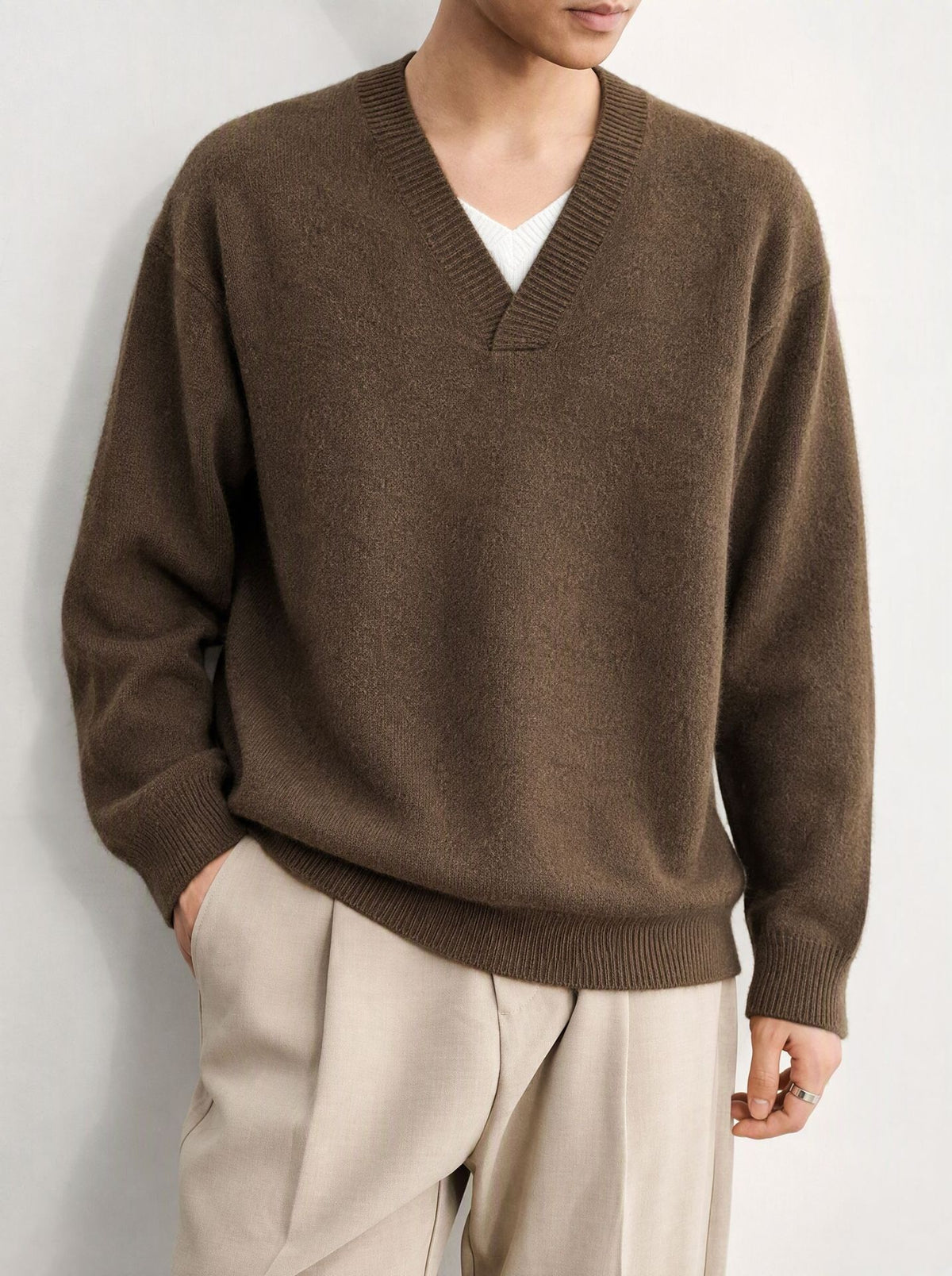 V-neck long sleeved sweater