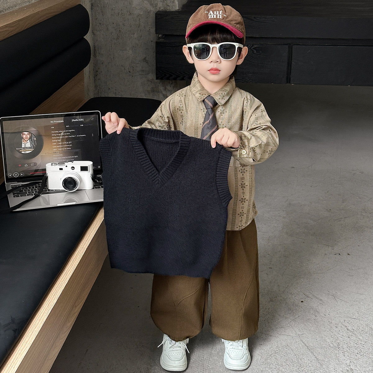 Stylish Boys Spring Autumn Sweater 3-Piece Set