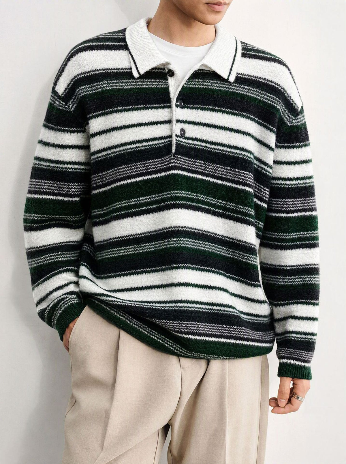 Polo sweater with contrasting stripes
